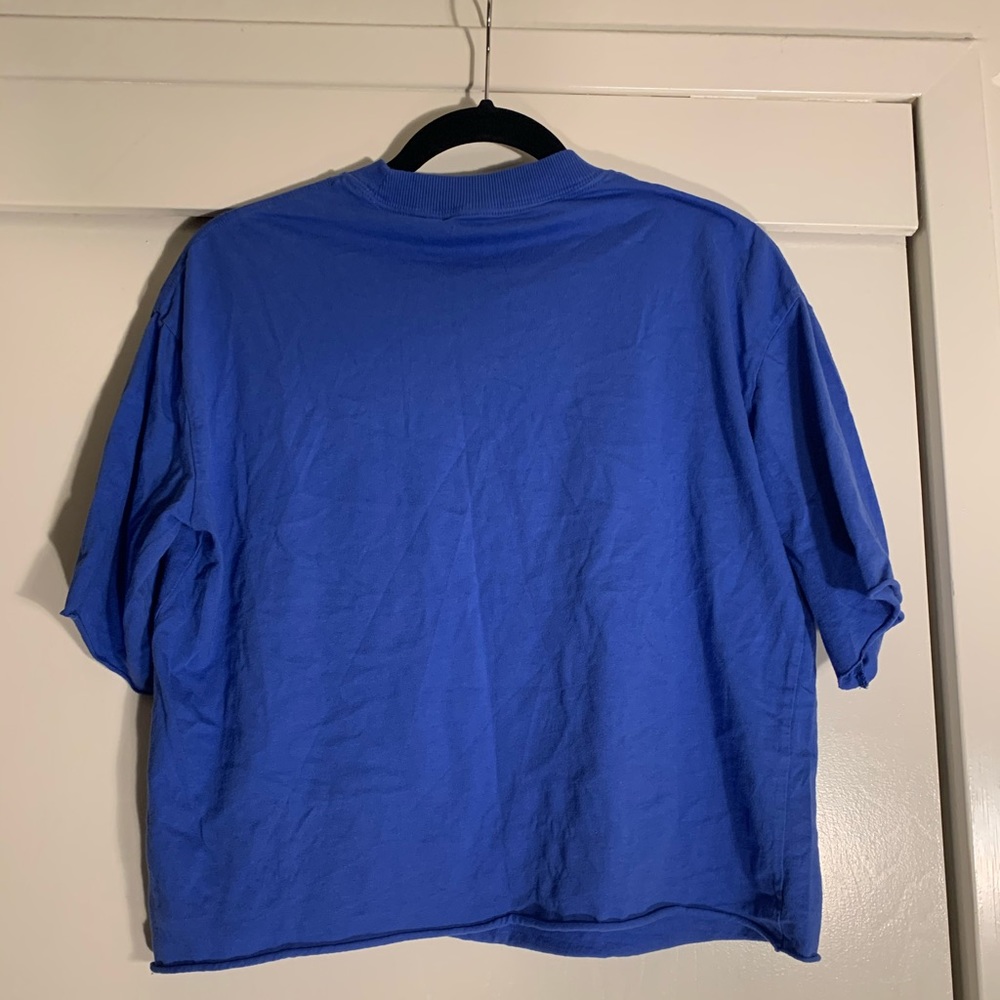 T-Shirt - Picture 3 of 3